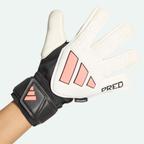 Predator Match Fingersave Goalkeeper Glove (Kids)