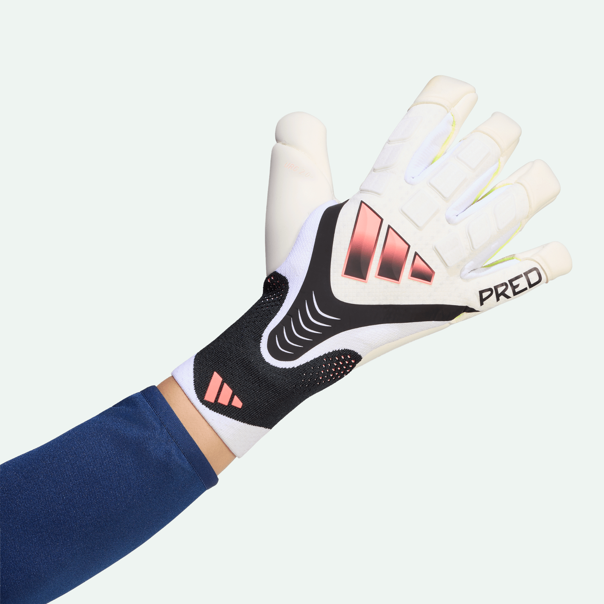 Predator Pro Hybrid Cut Goalkeeper Glove
