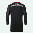 FC Bayern 17/18 Home Goalkeeper Jersey