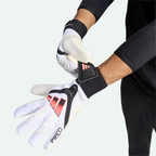 Predator Competition Goalkeeper Glove