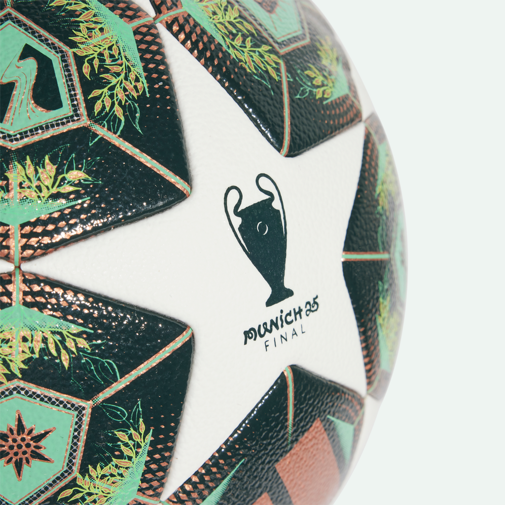 UEFA Champions League Competition 24/25 Knockout Phase Ball