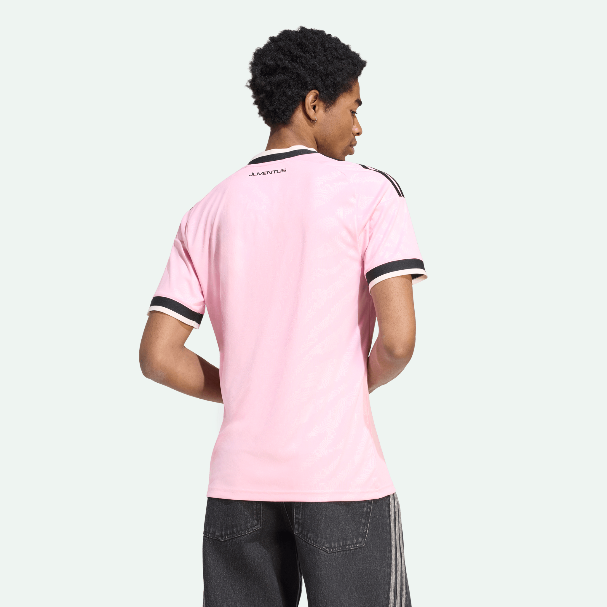 Juventus 26/27 Away Jersey