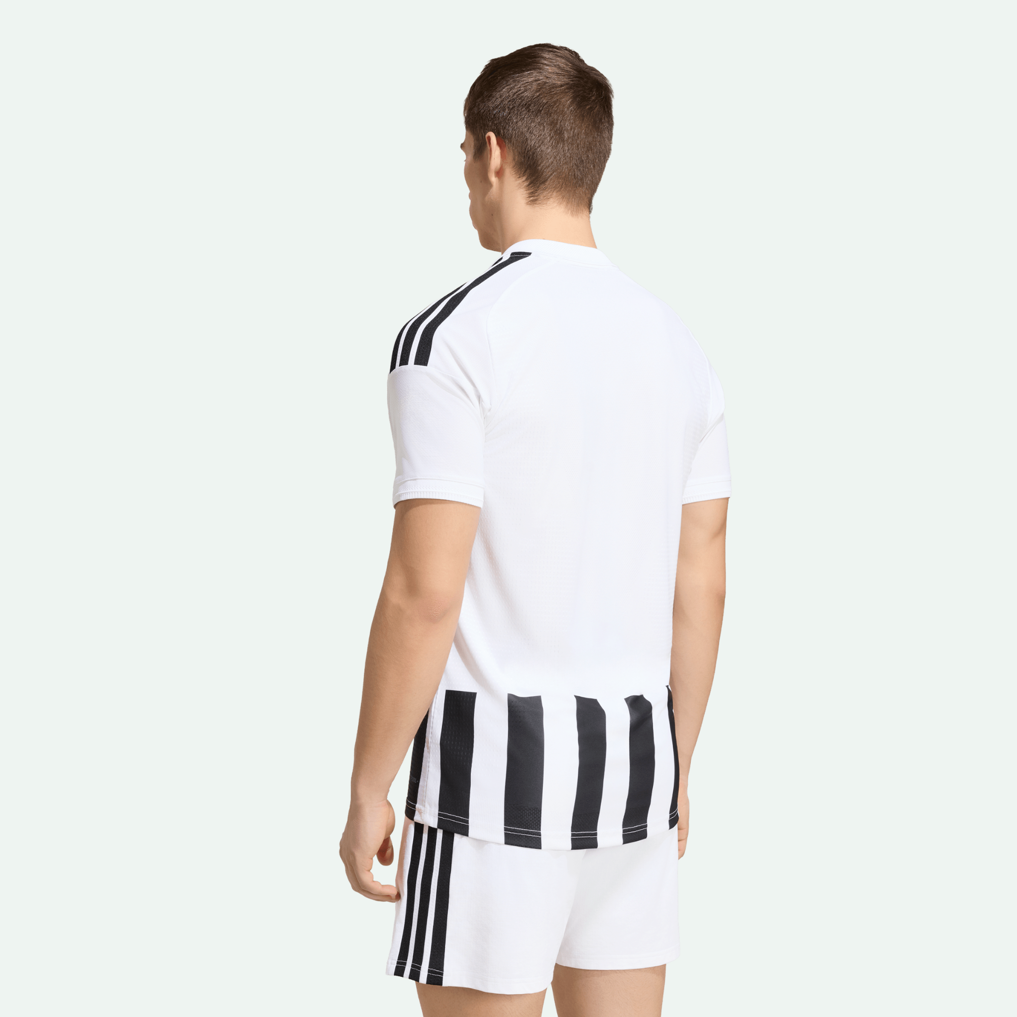 Juventus 26/27 Home Authentic Jersey