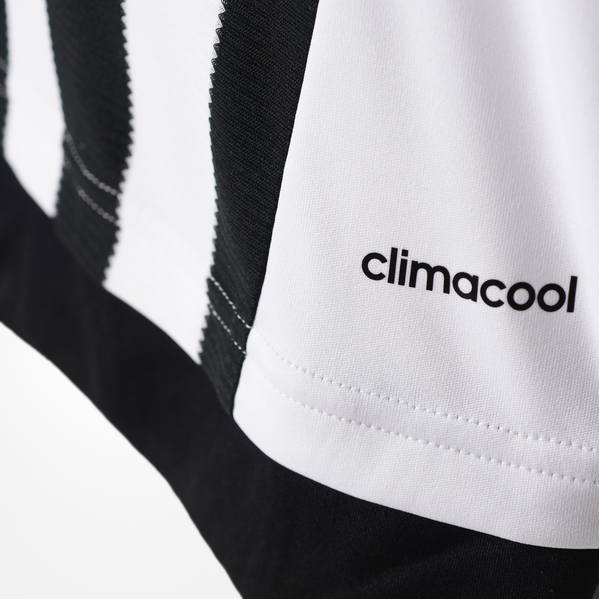 Juventus 15/16 Home Jersey