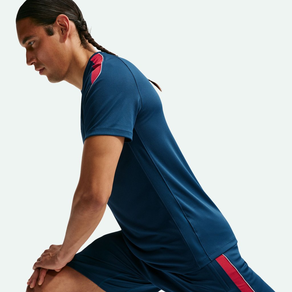 C.D. Guadalajara Strike Short-Sleeve Top