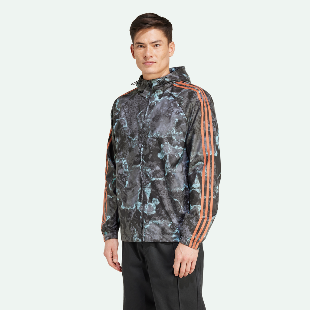 FC Bayern Seasonal Windbreaker